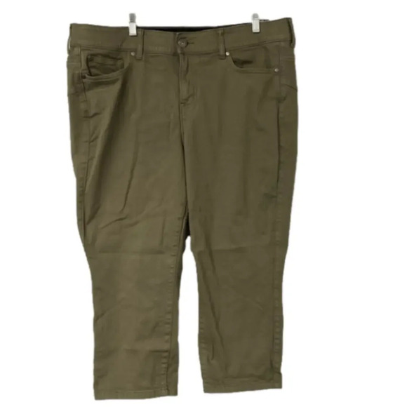 Torrid Pants Feel the Fit Super Soft Crop Bombshell Skinny Womens Size 20 - Picture 1 of 9